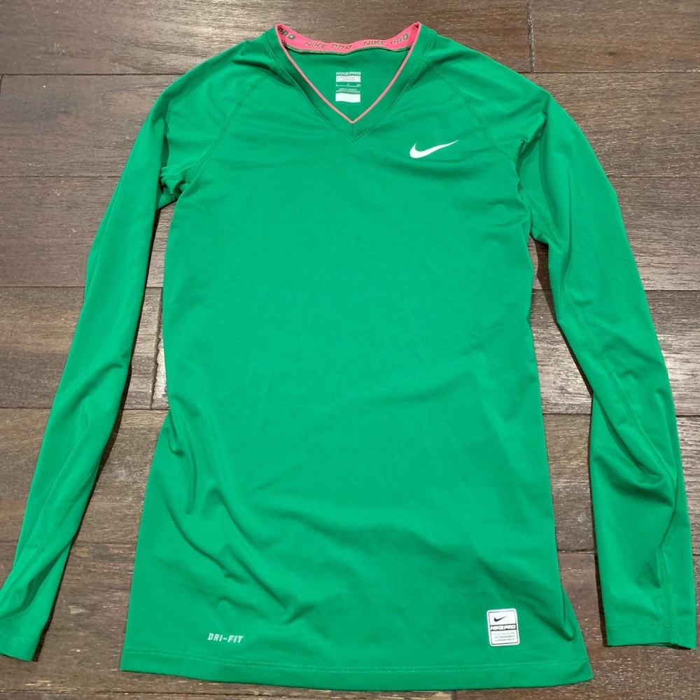 Nike Pro Dri-fit long sleeve shirt